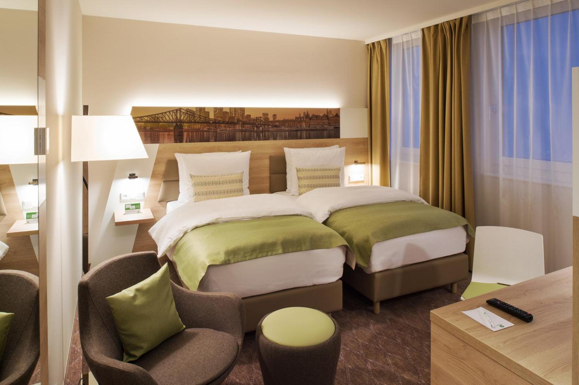 Holiday Inn Frankfurt Airport, An Ihg Hotel Франкфурт-на-Майне Экстерьер фото